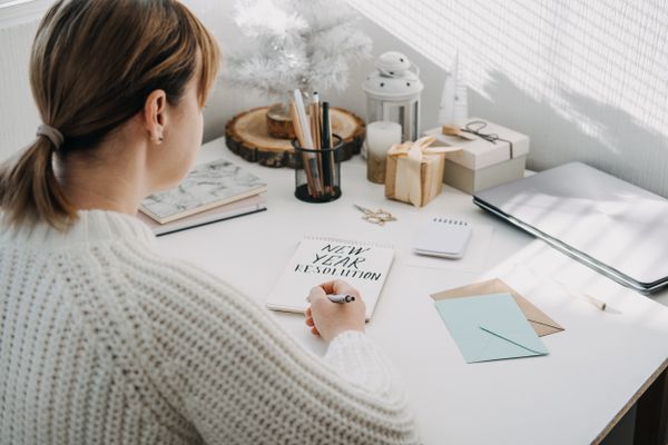 5 Simple Ways to Stick to A Healthy Lifestyle