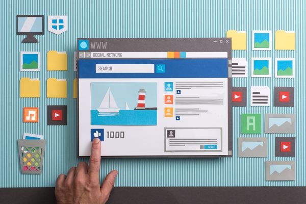 How to Use Social Media to Build a Community